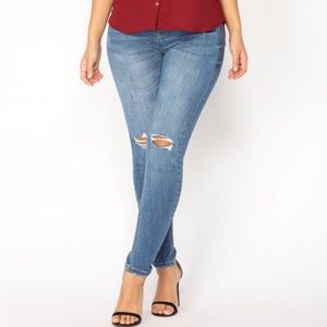 Fashion Nova “Beau Ankle” Jeans